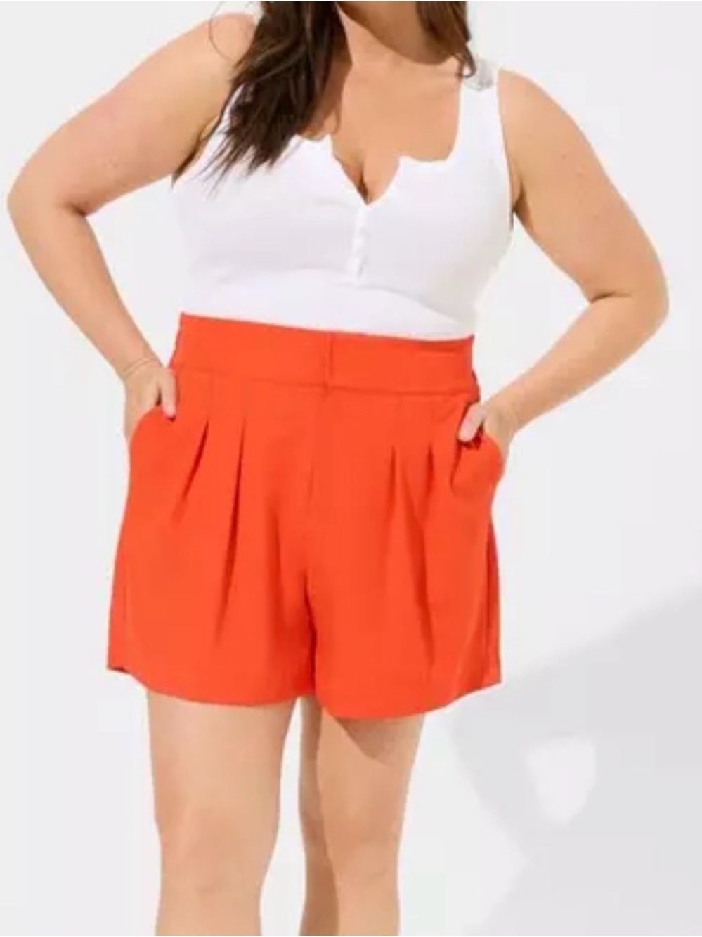 Torrid Wide Leg Studio Crepe Short Size 14 Orange Pleated 5” inseam